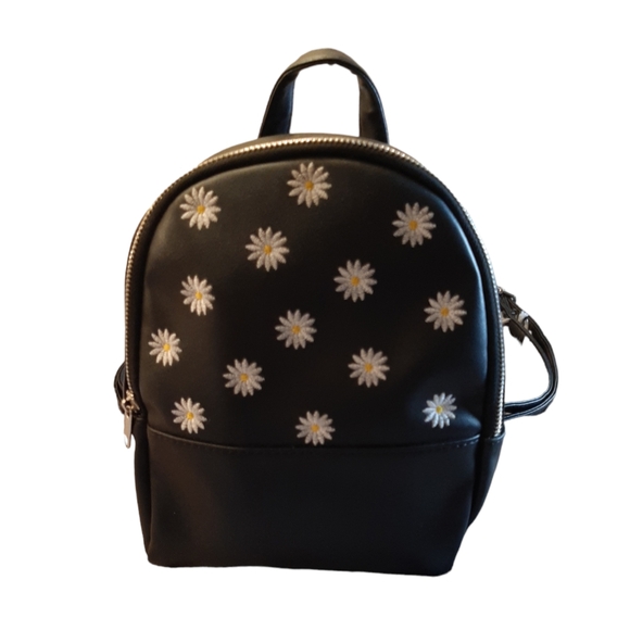 Black with Daisy's Backpack - Picture 1 of 13